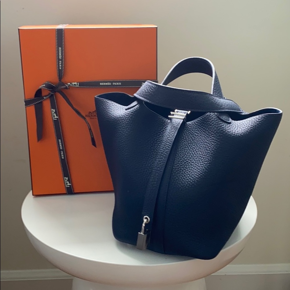 New Hermes Picotin 18 in bleu nuit + bonus gift